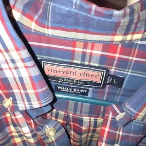 Vineyard Vines Shirts - Large vineyard vines button down Vineyard Vines Shirts - Large vineyard vines button down